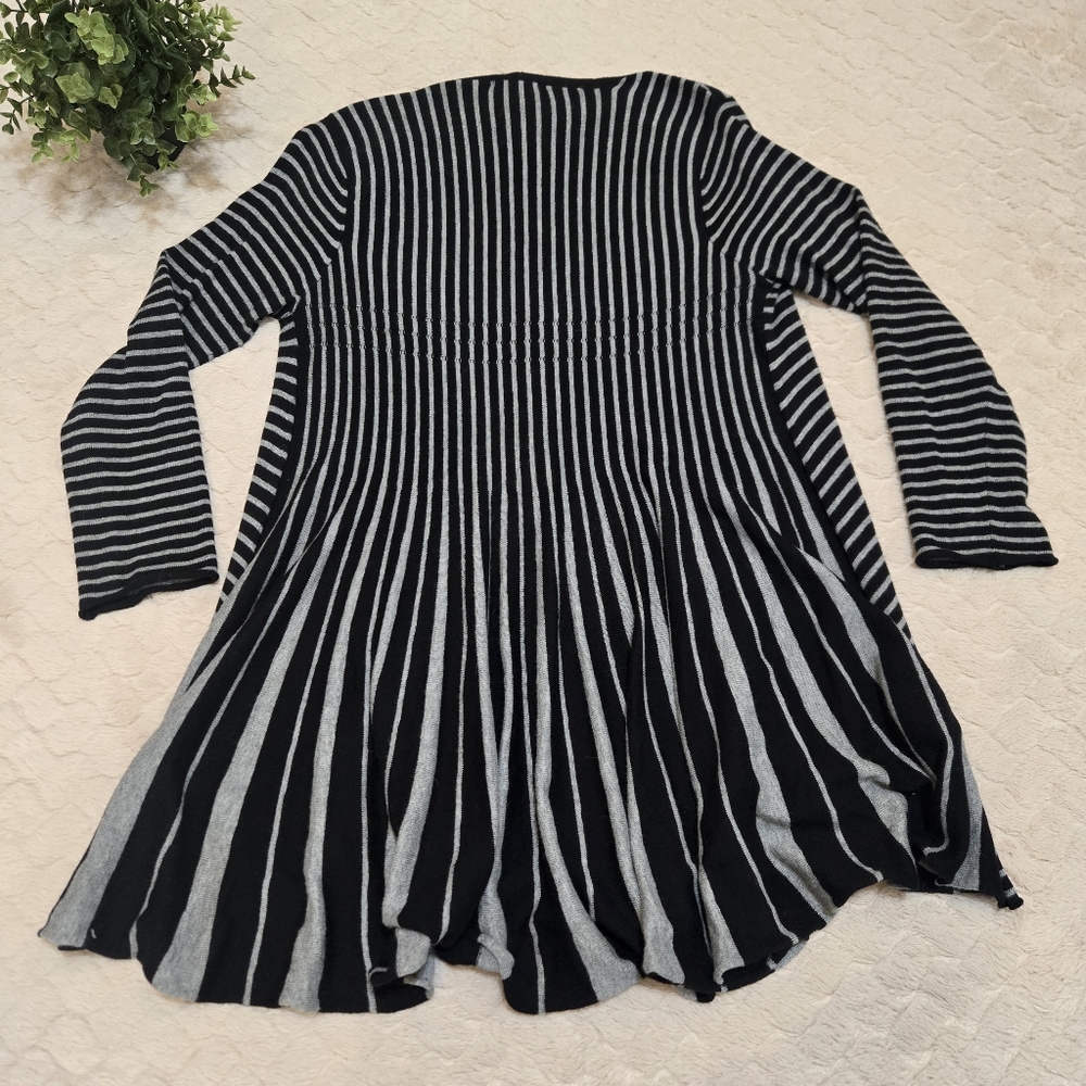 Soft Surroundings Black and Gray Downtown Waterfall Cardigan, Size Small - Picture 5 of 5